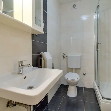 Apartment Charming And Sweet Vito In