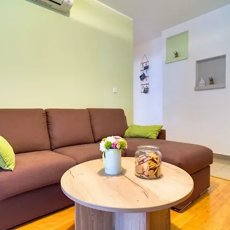 Apartment Charming And Sweet Vito In